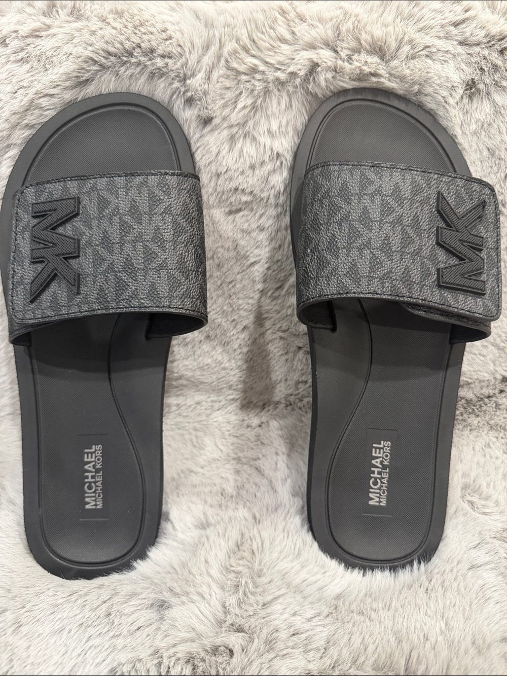 Michael Kors MK Monogram Black Adjustable Velcro Slide Sandals Size 8M Like New